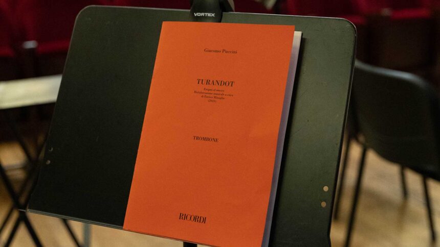 Spartito Turandot. Enigmi al museo
