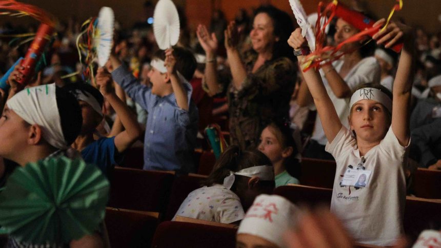 Il Teatro Sociale di Como partecipa al CONCORSO ART BONUS con Opera Education: VOTA IL NOSTRO PROGETTO!